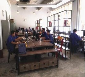 Chongqing Yingmaofu Import & Export Co., Ltd. linea di produzione del fabbricante