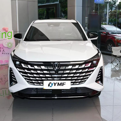 Changan Uni-Z 2.0t Electric Car 5-seater Sedan con struttura del corpo 4997x1963x1455mm