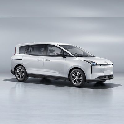 2850 passo 260 coppia motore 419KM Maggior autonomia Alta velocità 140km/h Auto elettrica Auto usate